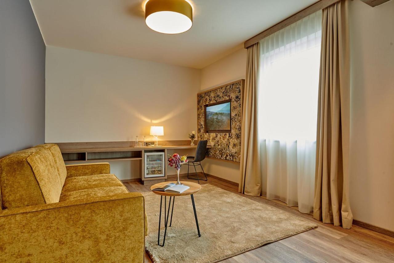 Hotel am See Neutraubling Kamer foto