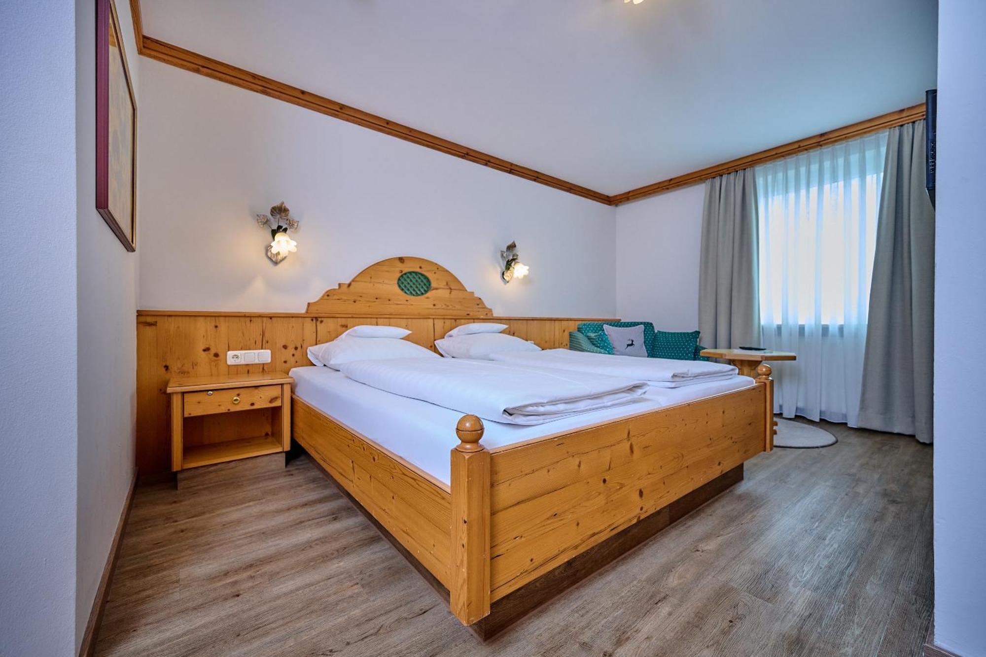 Hotel am See Neutraubling Kamer foto