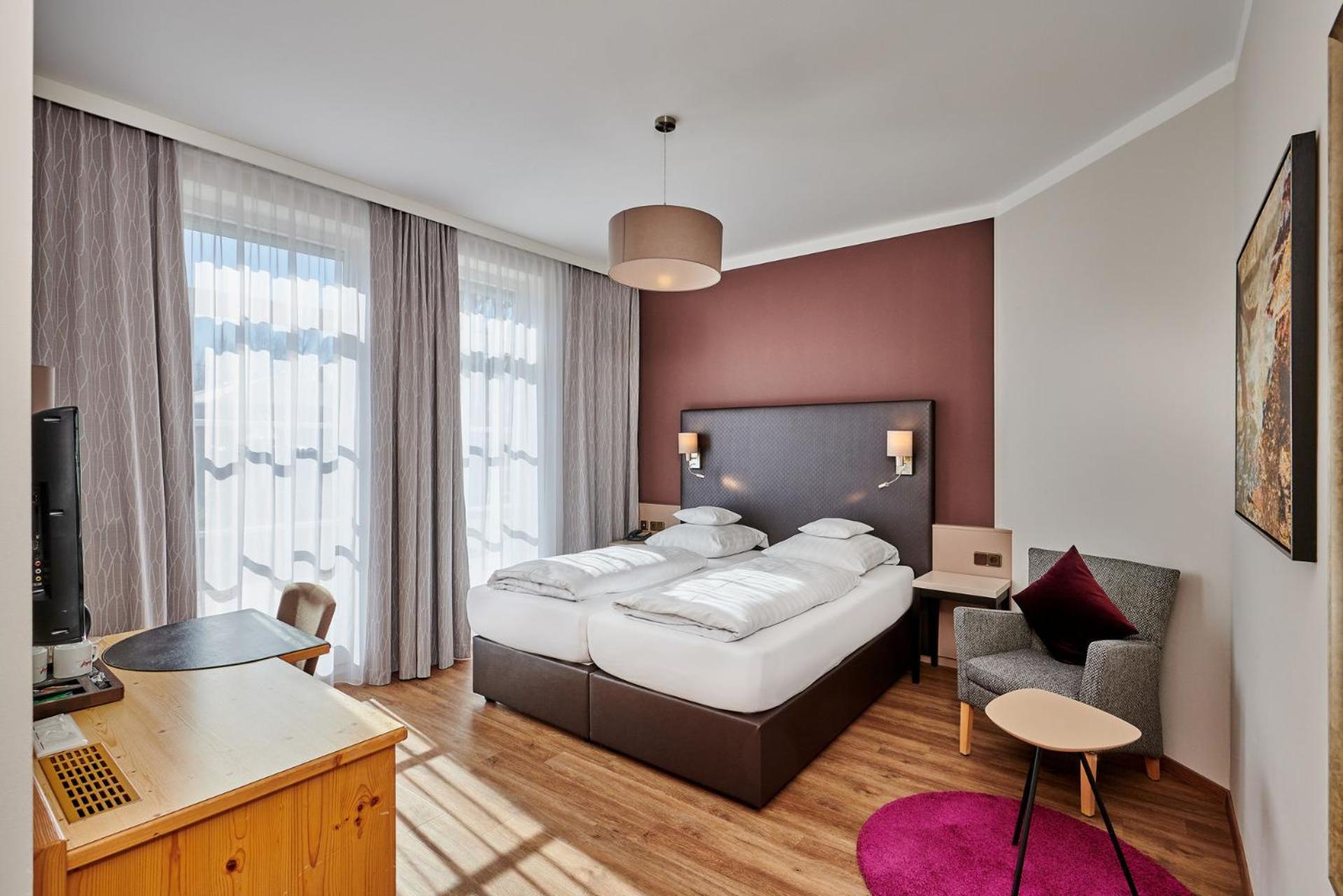 Hotel am See Neutraubling Kamer foto