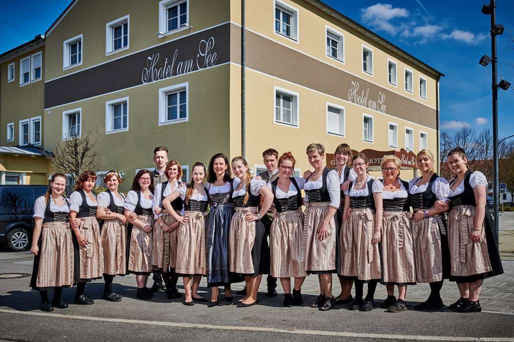 Hotel am See Neutraubling Buitenkant foto